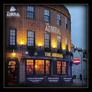  Capsule hotel The Admiral